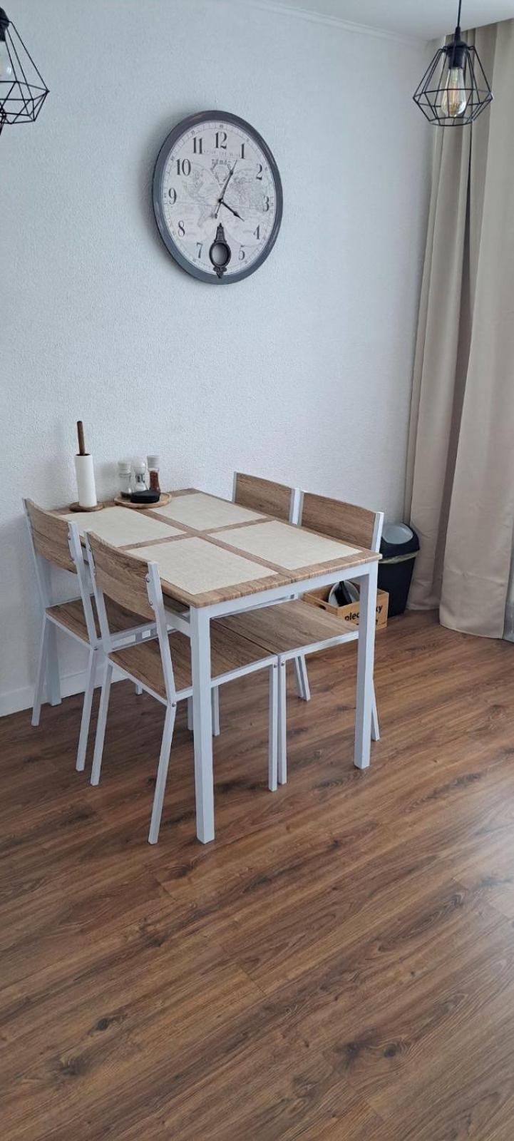 Útulný apartmán blízko centra Michalovce Esterno foto