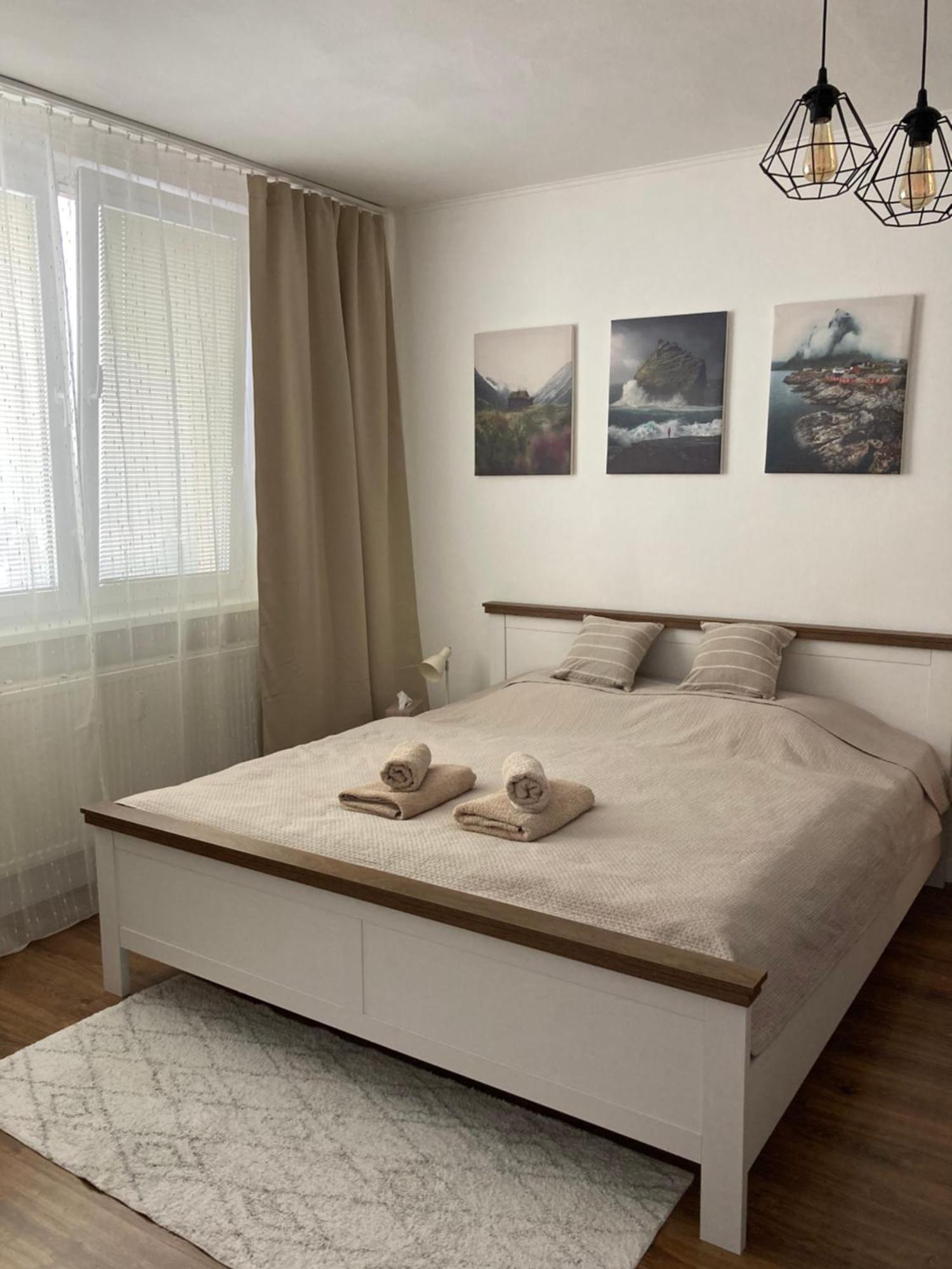 Útulný apartmán blízko centra Michalovce Esterno foto